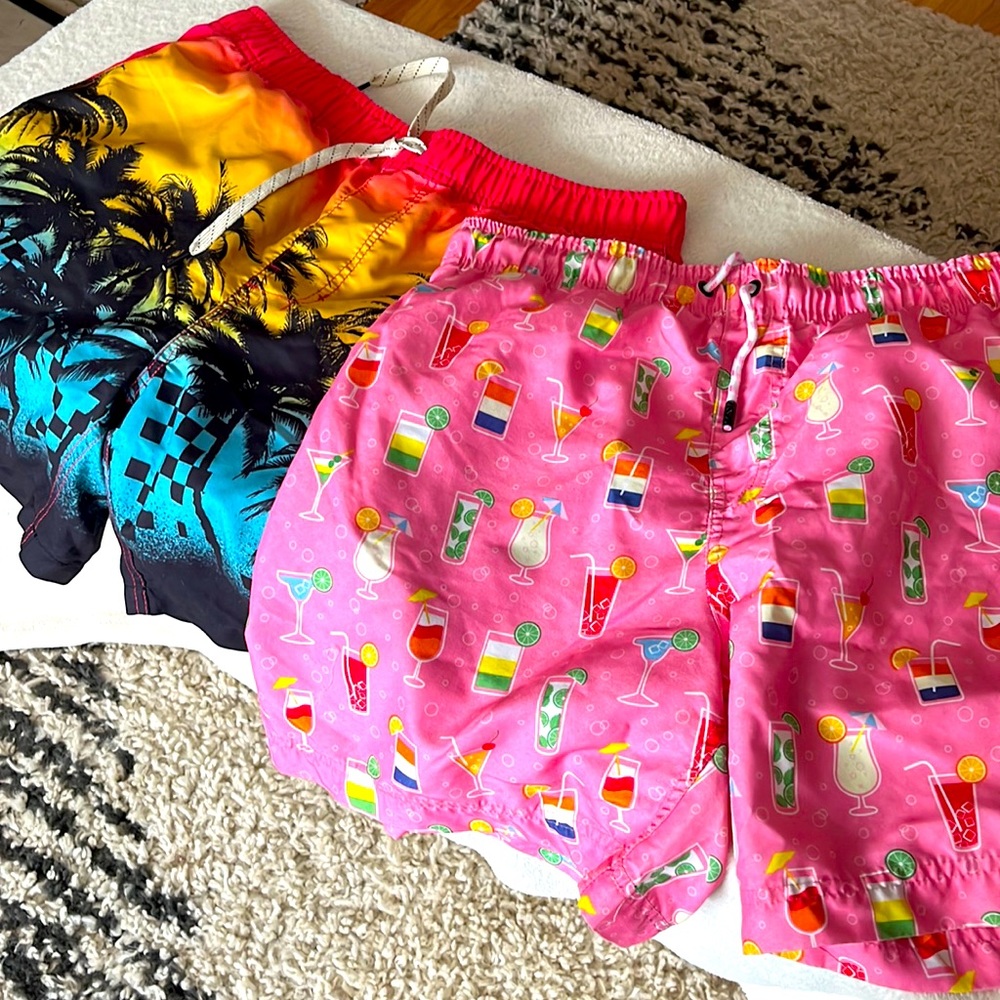 2 Pairs Men’s Swim Trunks